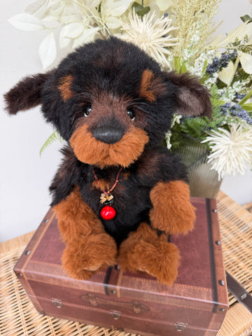 Wellingtons Isabelle Collection Limited Edition Collectable Dog No 198