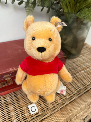 New Release Steiff Classics Disney Winnie the Pooh Option C