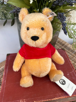 New Release Steiff Classics Disney Winnie the Pooh Option C
