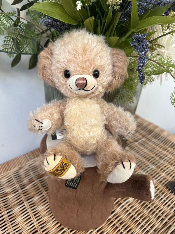 Barney Beagle 7 Inch Cheeky Merrythought Teddy Bear Limited Edition no 46
