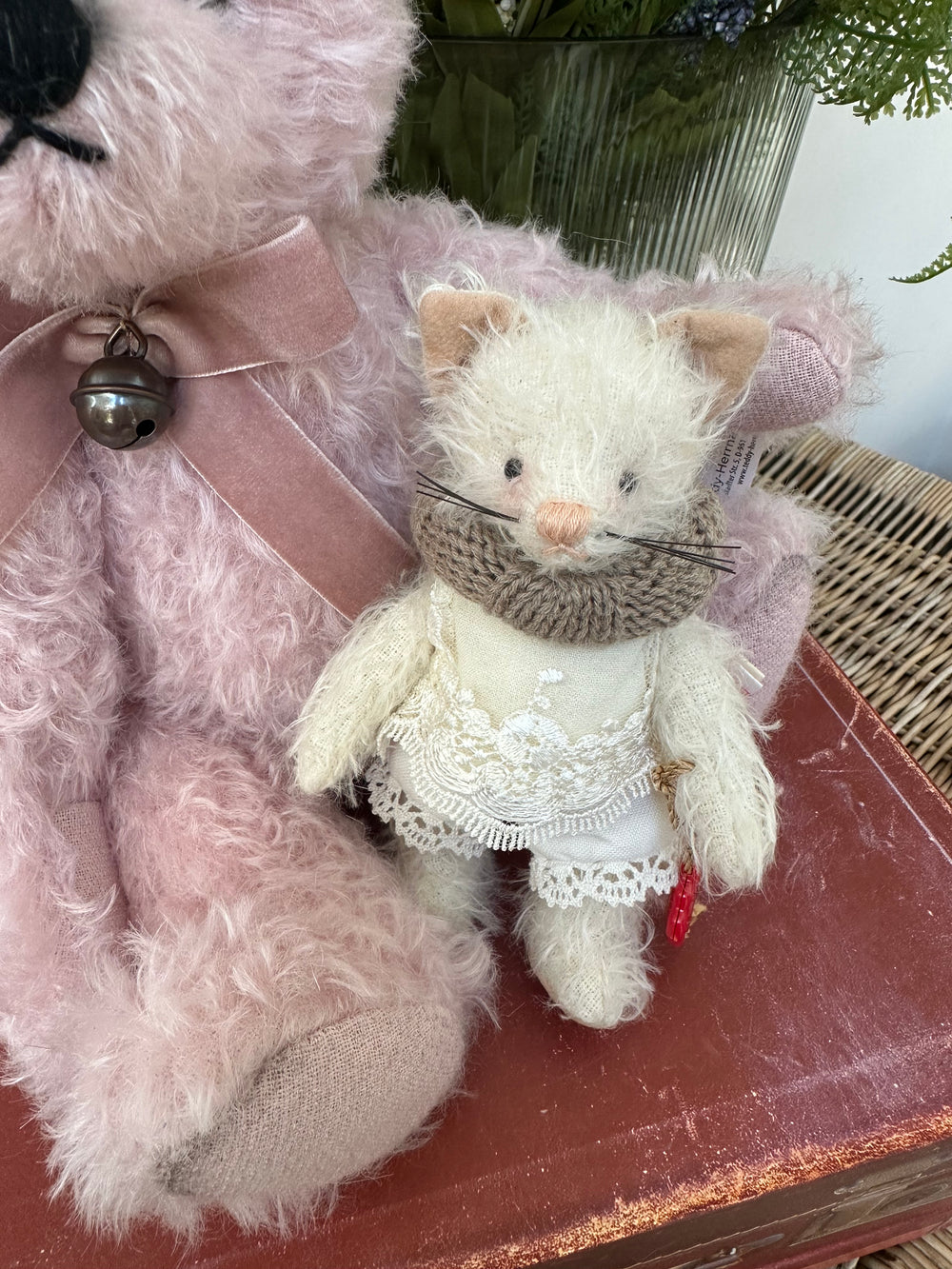 Michelle 14cm Teddy Hermann Original Limited Edition Collectable Mohair Kitten No 59