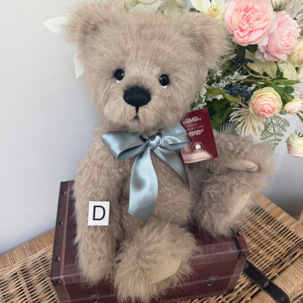 Jackson Charlie Bears 2026 Plush Collection Growler Teddy Bear