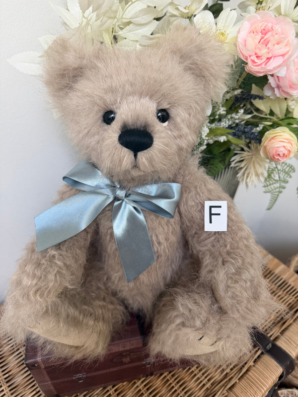 Jackson Charlie Bears 2026 Plush Collection Growler Teddy Bear