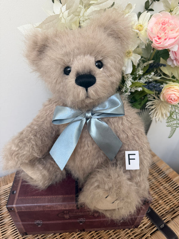 Jackson Charlie Bears 2026 Plush Collection Growler Teddy Bear