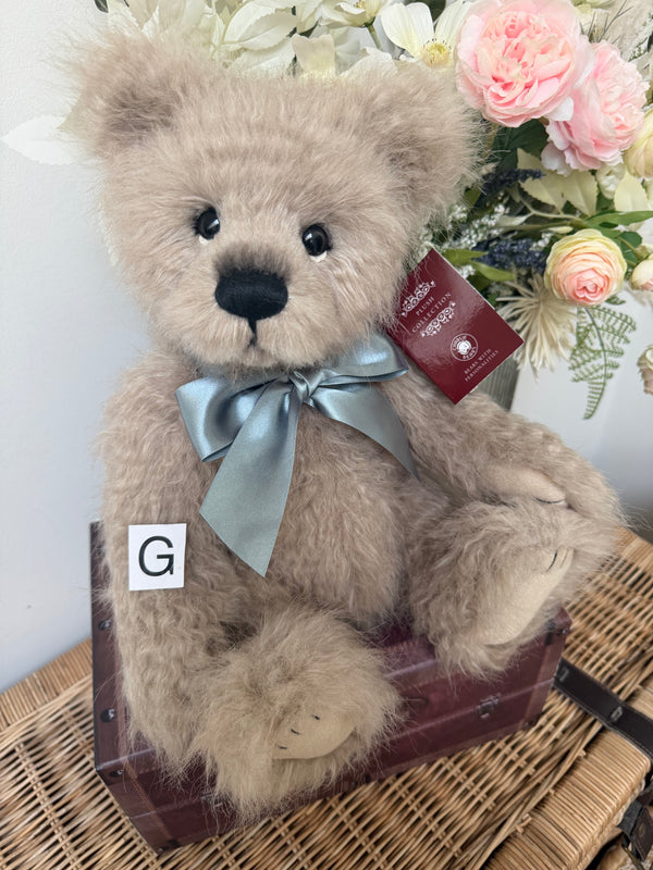 Jackson Charlie Bears 2026 Plush Collection Growler Teddy Bear