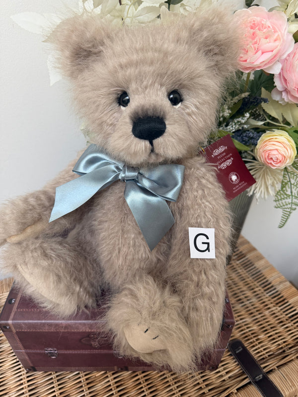 Jackson Charlie Bears 2026 Plush Collection Growler Teddy Bear