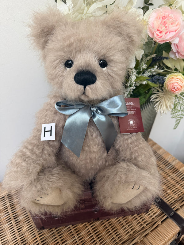 Jackson Charlie Bears 2026 Plush Collection Growler Teddy Bear