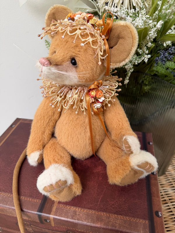 Fairy Story Isabelle Collection Limited Edition Mouse No 290
