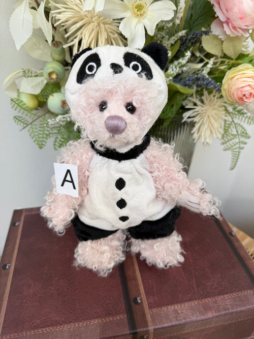 Pantaloon Charlie Bears Plush Collection Sleepover Series Teddy Bear