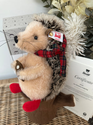 Ivo Christmas Hedgehog Steiff 2023 Christmas Collection No 472