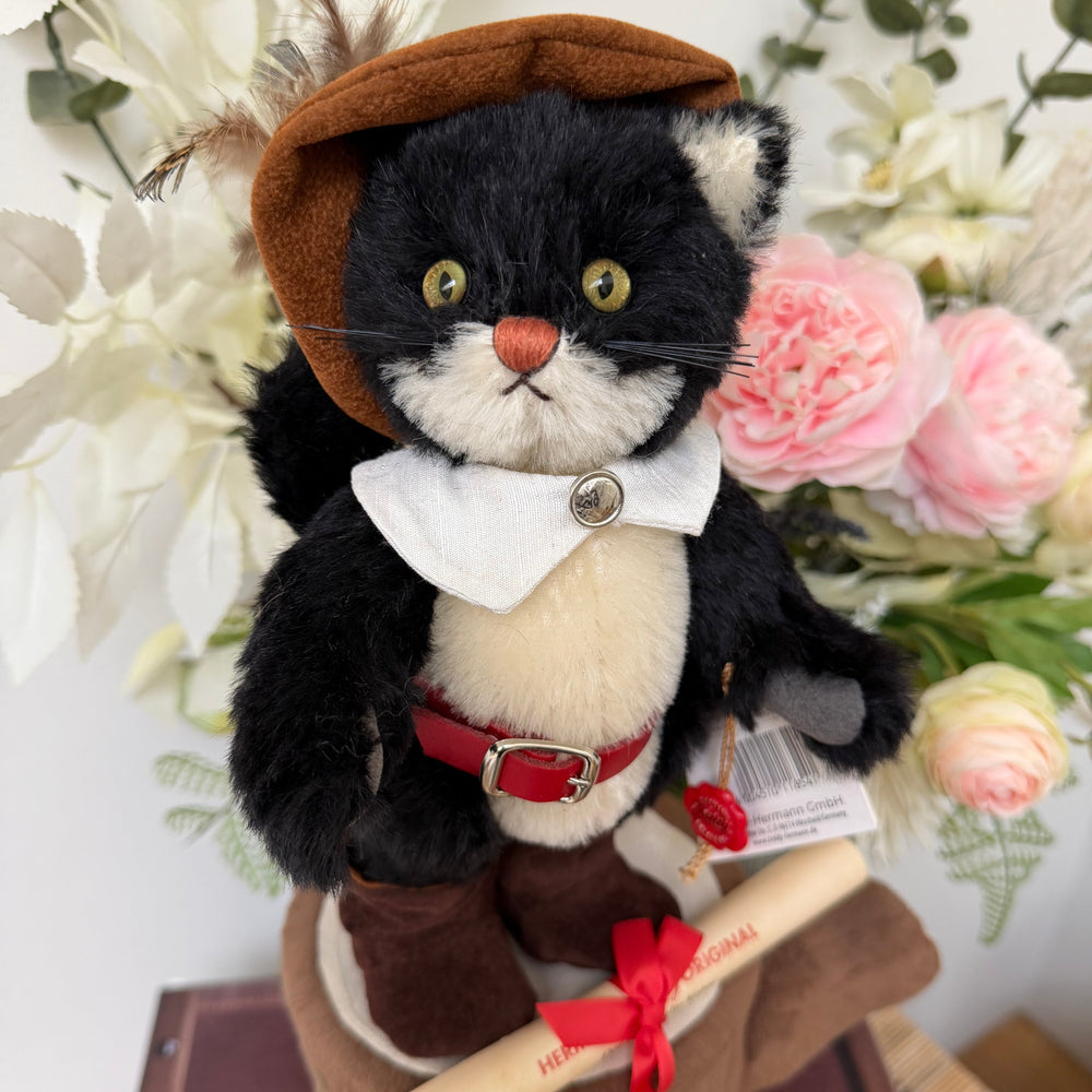 Puss in Boots Hermann Teddy Original Limited Edition Collectable Cat No 114