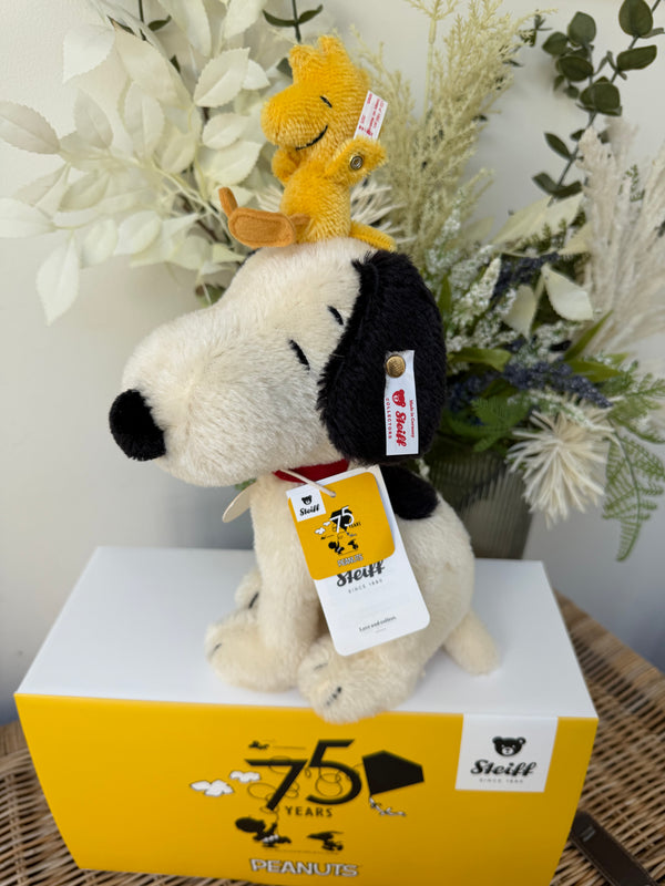 Snoopy with Woodstock Mohair Limited Edition Collectable Steiff 2025 No 905