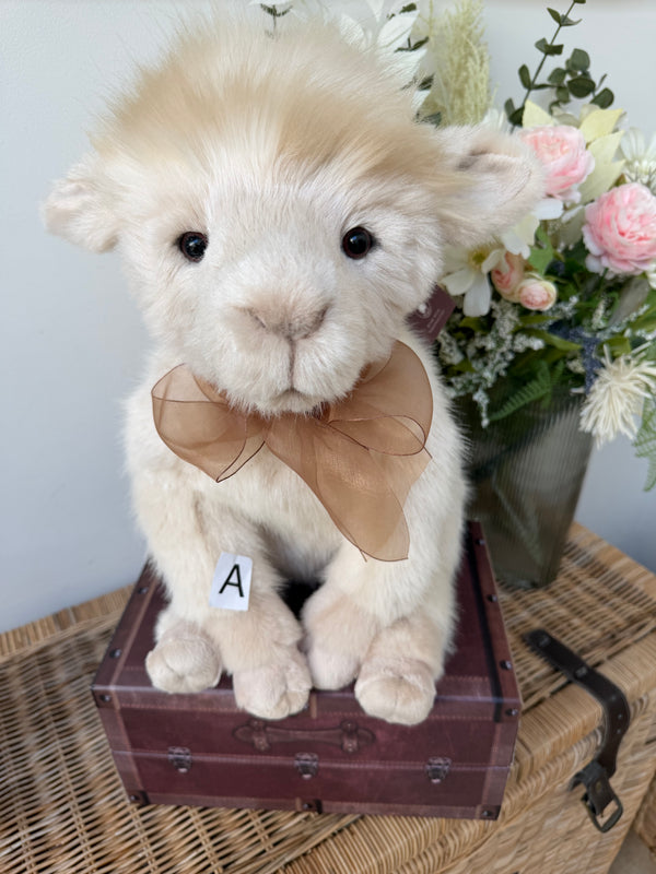 Trample Charlie Bears Bearhouse Bear Soft Plush Alpaca