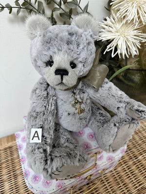 Ronan Charlie Bears Plush Collection Teddy Bear