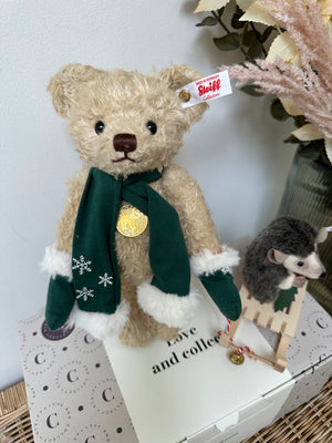 541 Teddys for Tomorrow Steiff Teddy Bear with Hedgehog Pair