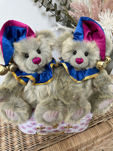 Smirk Plush Collectable Charlie Bears 36cm Jester Teddy Bear