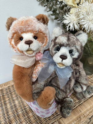Einstein Plush Charlie Bears Limited Edition Giggler Teddy Bear