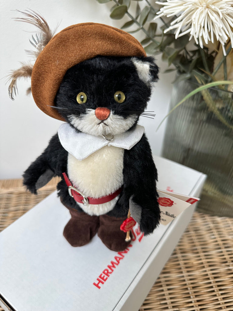 Puss in Boots Hermann Teddy Original Limited Edition Collectable Cat No 114