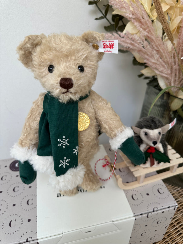 Teddys for tomorrow Teddy Bear with Hedgehog No 264