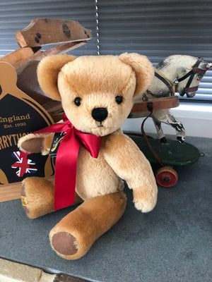 London Gold Large 16 inch Traditional Teddy Bear with Growler Handmade in the UK