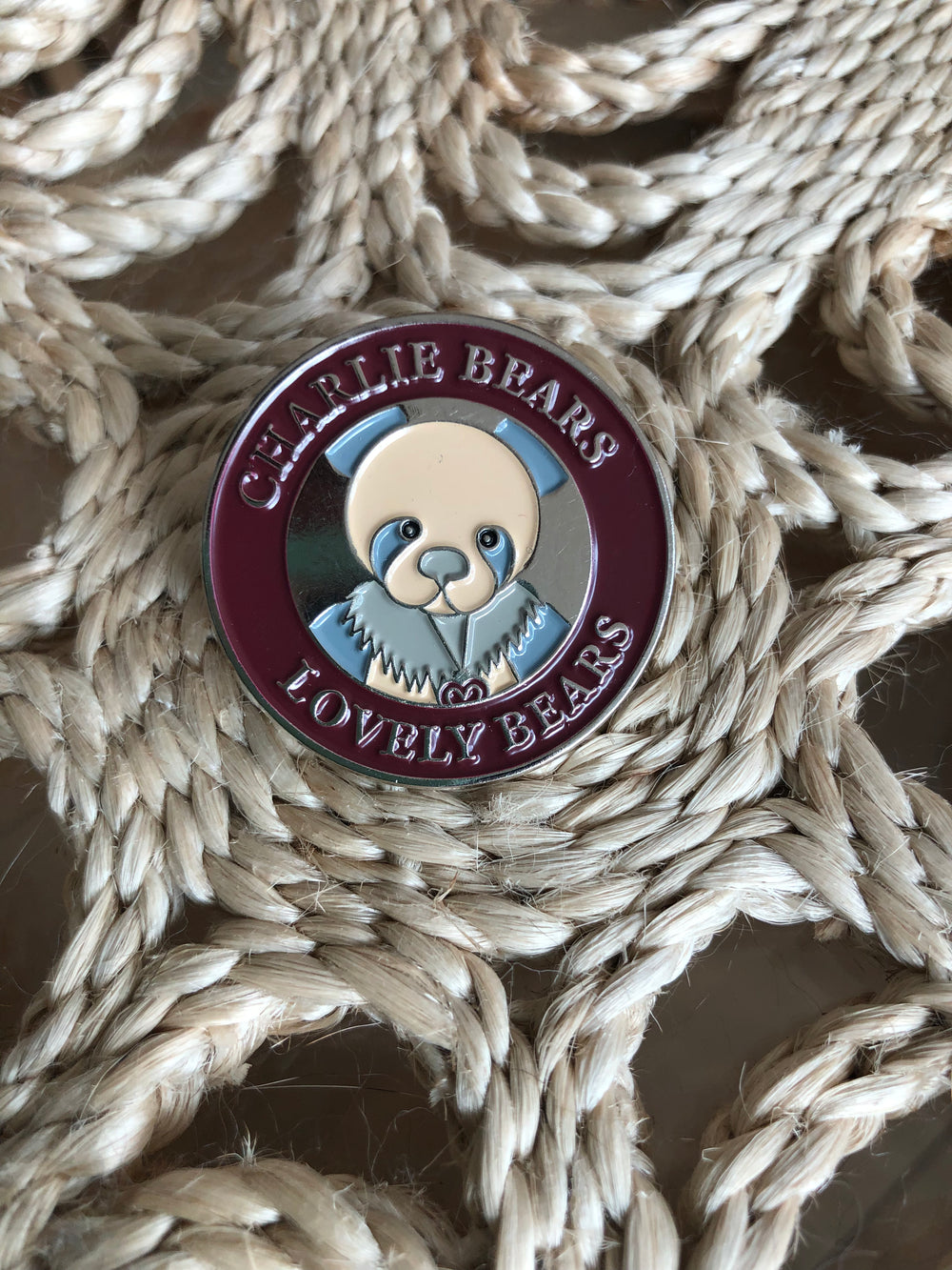 Lovely Bears Paw Store Exclusive Charlie Bears Collectors Linda Pin Badge.