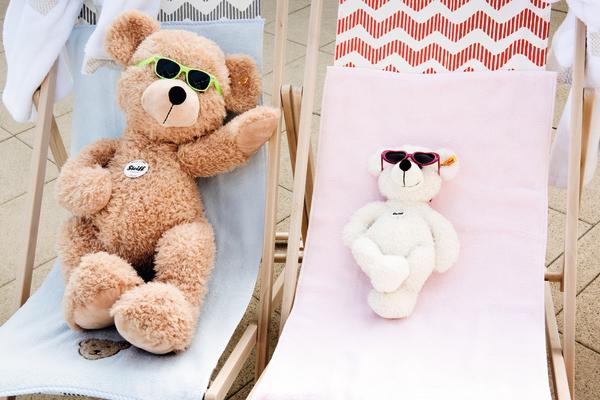 Fynn Beige Extra Large Steiff 80cm Plush Children's Teddy Bear